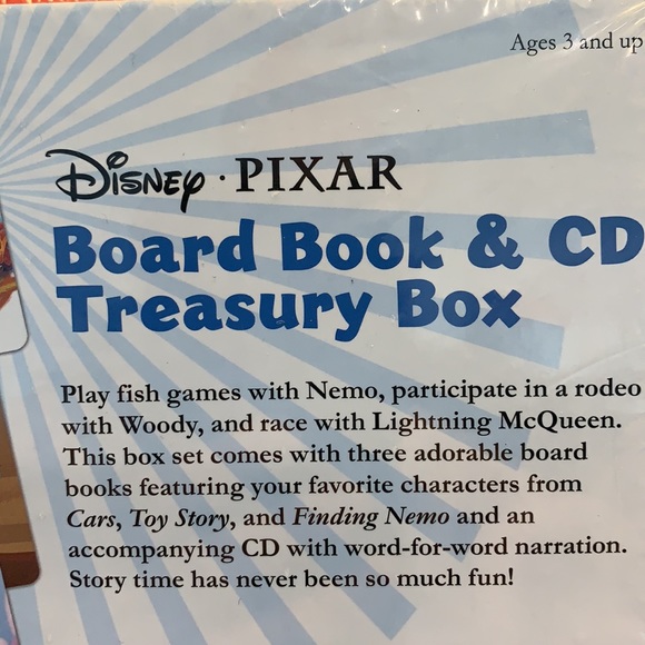 Disney 3 Board Books & CD Treasury Box - Picture 3 of 4